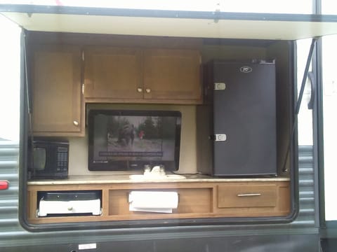 2016 Dutchmen RV Aspen Trail 3010BHDSW Towable trailer in Mitchell