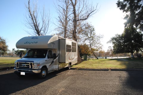 2015 Jayco Redhawk 26XD Drivable vehicle in Fontana