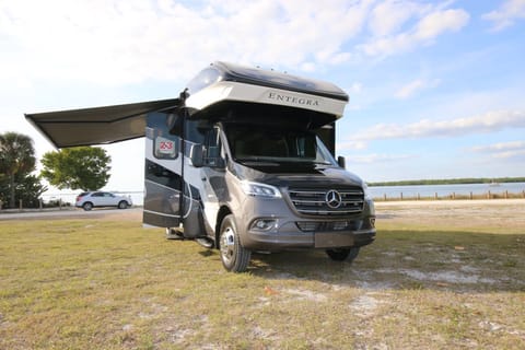 2021 Qwest 24R Sprinter RV Drivable vehicle in North Fort Myers