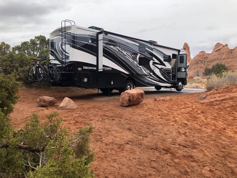 2021 Forest River 37ft Georgetown Bunkhouse Drivable vehicle in Greenwood Village