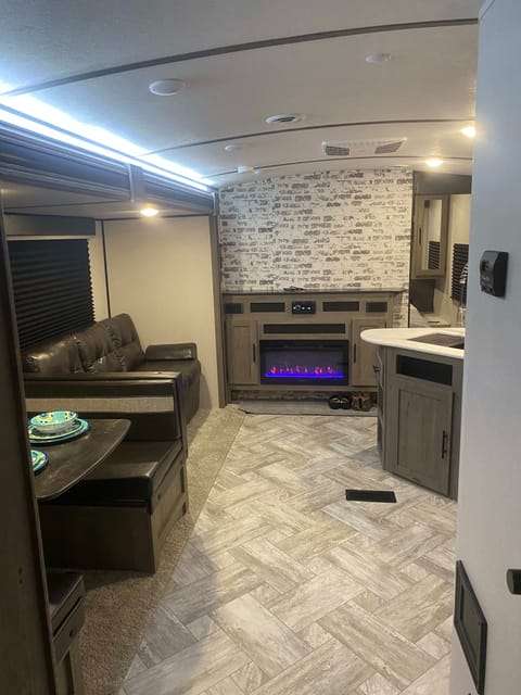2021 Keystone RV Springdale 301TR - Meet Shirley Towable trailer in East Lansing