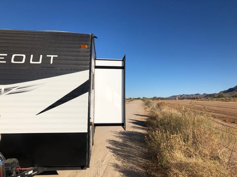 Bear Paw travel trailer by Soulshine Rentals Remorque tractable in Johnson Ranch