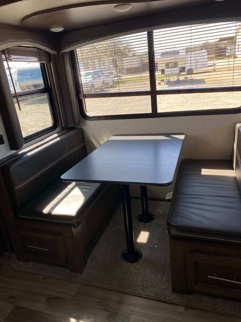 2021 Keystone RV Cougar 32BHSWE Towable trailer in Paso Robles