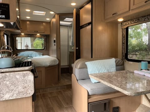 2019 Thor Four Winds 23U S1 Drivable vehicle in North Tustin