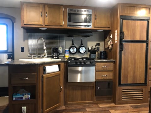 2018 Keystone RV Summerland 2820BH Towable trailer in Kansas