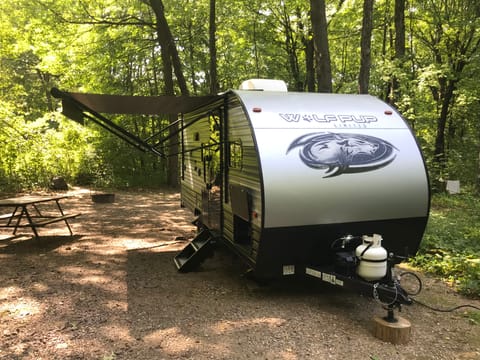 2021 Forest River RV Cherokee Wolf Pup 16BHS Tráiler remolcable in Wisconsin Dells