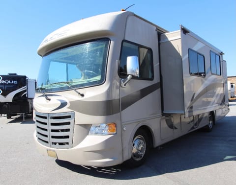 2014 Thor Motor Coach ACE 30 1 Drivable vehicle in Buford