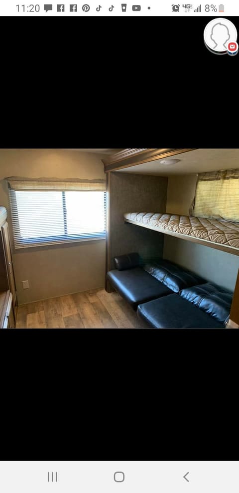 2017 Forest River RV Salem 32BHDS Remorque tractable in Wildomar