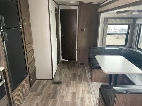 2019 Forest River RV Salem Hemisphere GLX 312QBUD Towable trailer in Rocklin
