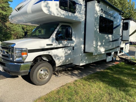 Family Dream RV- 2021 Forest River Sunseeker 2860DS Drivable vehicle in Woburn