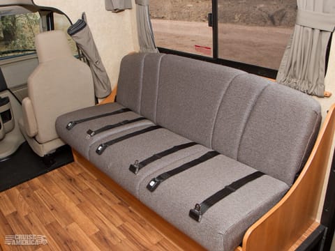 2015 Thor Motor Coach Vehículo funcional in La Verkin