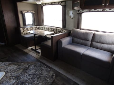 2017 Keystone RV Hideout 308BHDS Remorque tractable in Midway