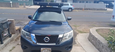 2016 Nissan Roofnest Pathfinder Towable trailer in Kahului