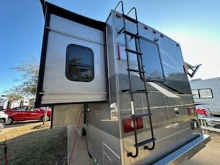 2021 Winnebago Vita 24P Drivable vehicle in Addicks