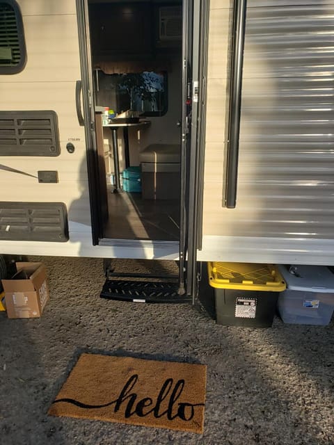 2019 Keystone RV Hideout Single Axle 175LHS Towable trailer in Mission Viejo