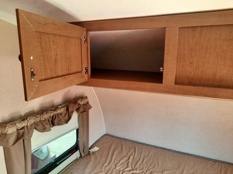 2018 Shasta RVs Oasis 18BH 18 ft long Towable trailer in East Haven