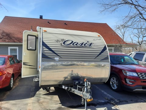2018 Shasta RVs Oasis 18BH 18 ft long Towable trailer in East Haven