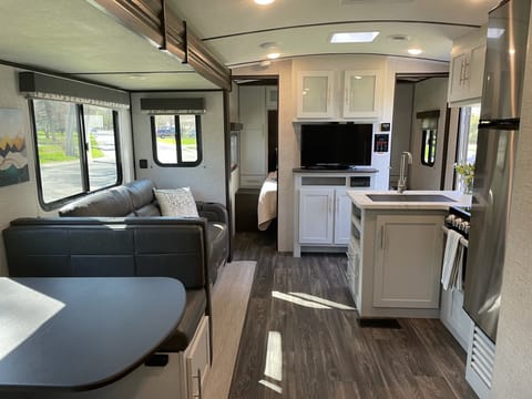 Adventure Ready 2021 Quad-Bunkhouse Towable trailer in Brooklyn Park