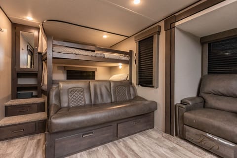 2022 Grand Design Transcend Xplor 265BH Towable trailer in Edmond