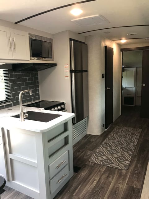 2021 Keystone RV Bullet 287QBS Towable trailer in Fredericksburg