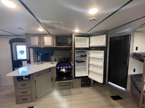 2021 Keystone RV Hideout 26' Family Bunkhouse Towable trailer in Everett