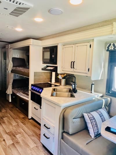 2021 Jayco Redhawk 31F Drivable vehicle in Palm City