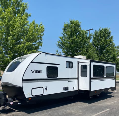 2021 Forest River RV Vibe 28BH Towable trailer in Fort Collins