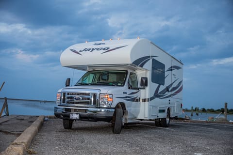 Your Easy Drivin' Getaway RV Drivable vehicle in Newport News