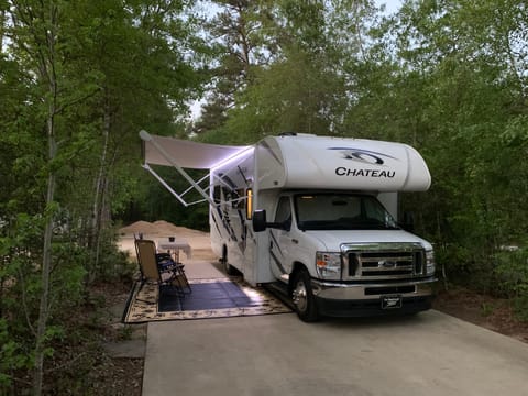 "Lazy Snoozin" 2021 Thor Motor Coach Chateau Drivable vehicle in Cypress