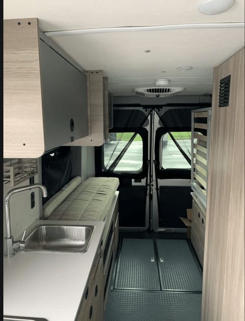 2022 Winnebago Solis 59PX Van aménagé in Millville