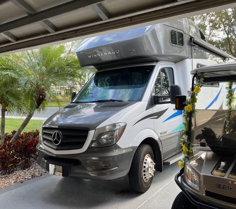 Concierge Driver Offered Nice Luxury MERCEDES! Drivable vehicle in Fort Lauderdale