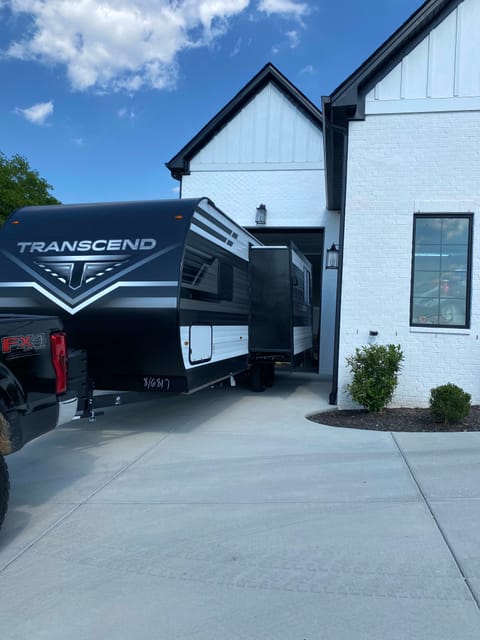 Ready to Roll Towable trailer in Mount Juliet