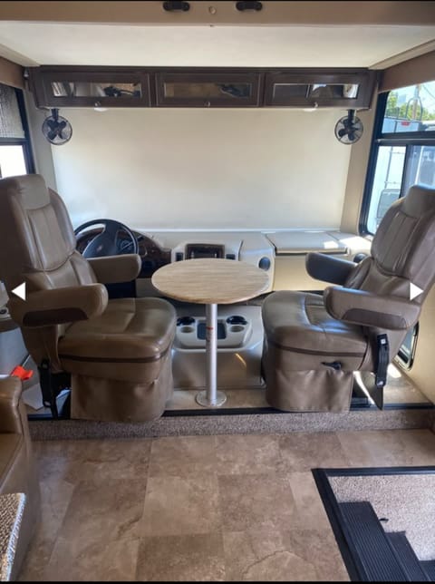 2018 Thor Motor Coach Windsport 31Z Drivable vehicle in Menifee