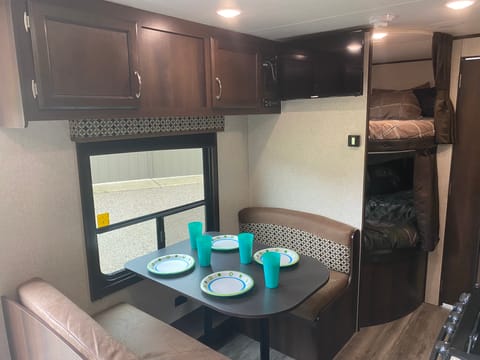2018 Jayco Jay Flight 26BH Kid approved/pet friendly Remorque tractable in Hart
