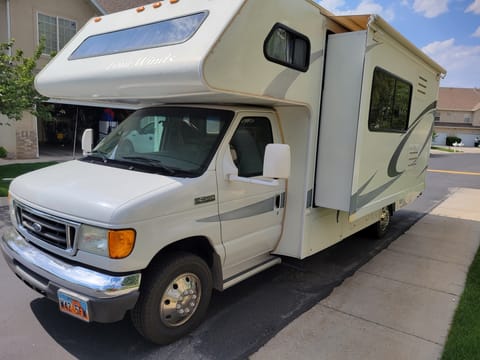 "Jennay" The Most Beautiful 26 Ft RV in the World! Drivable vehicle in Sandy