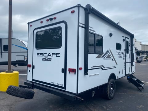2021 KZ Escape E171MB Towable trailer in Crosby