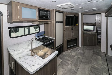2021 Dutchmen RV Kodiak Ultra-Lite 296BHSL Towable trailer in Federal Way