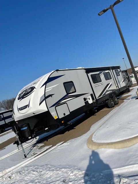 2022 ALFHA WOLF 32-BHL Towable trailer in Shelby Township