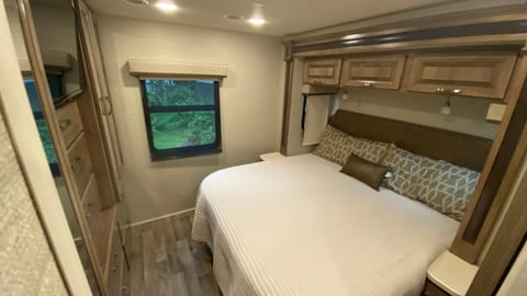 Leticia's 2019 Jayco Precept Drivable vehicle in Clermont