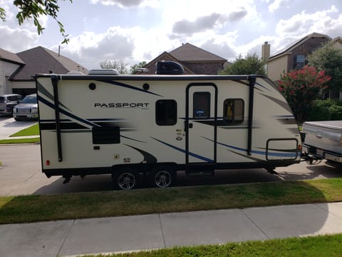 Perfect Couple's Retreat with Room for 4! Towable trailer in Bulverde