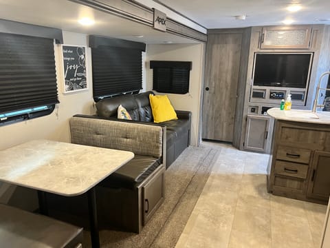 2021 Coachmen Apex Ultra-Lite 289TBSS Bunk House Towable trailer in Pasco