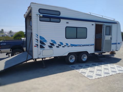 Click the heart to favorite! Classy! Not trashy! Towable trailer in San Marcos