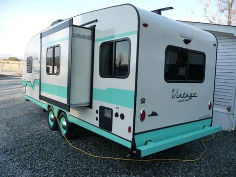 2021 Gulf Stream RV Vintage Cruiser 23RSS Ziehbarer Anhänger in Waupaca