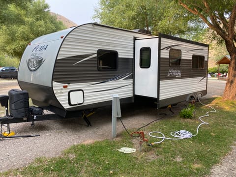 Amazing bunkhouse with enclosed Master Towable trailer in Layton