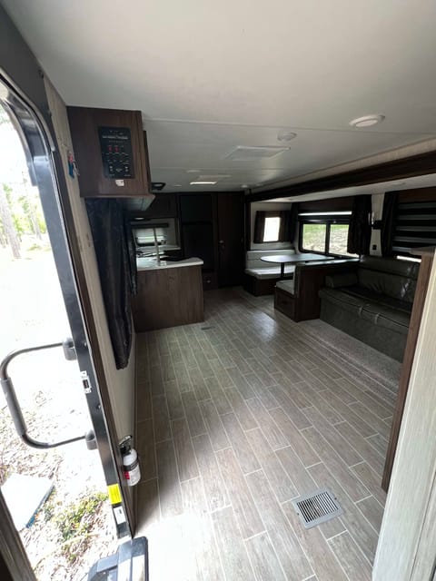 2020 Forest River RV Cherokee Black Label 274RKBL Towable trailer in Lake Livingston