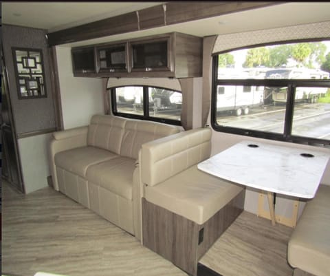 2021 Fleetwood RV Fortis 34MB Drivable vehicle in Summerlin