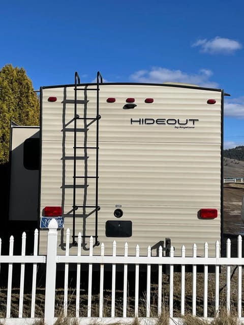 2018 Keystone RV Hideout 28BHSWE Towable trailer in Johnson Ranch