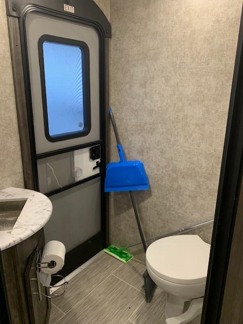 2019 open range ultralite 3310bh Towable trailer in Wenatchee