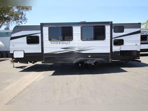 2020 Keystone RV Hideout 26LHSWE Towable trailer in Laurelwoods