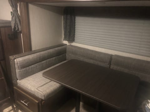 2020 Grey Wolf RV Bunkhouse Camper Rental Towable trailer in Milton